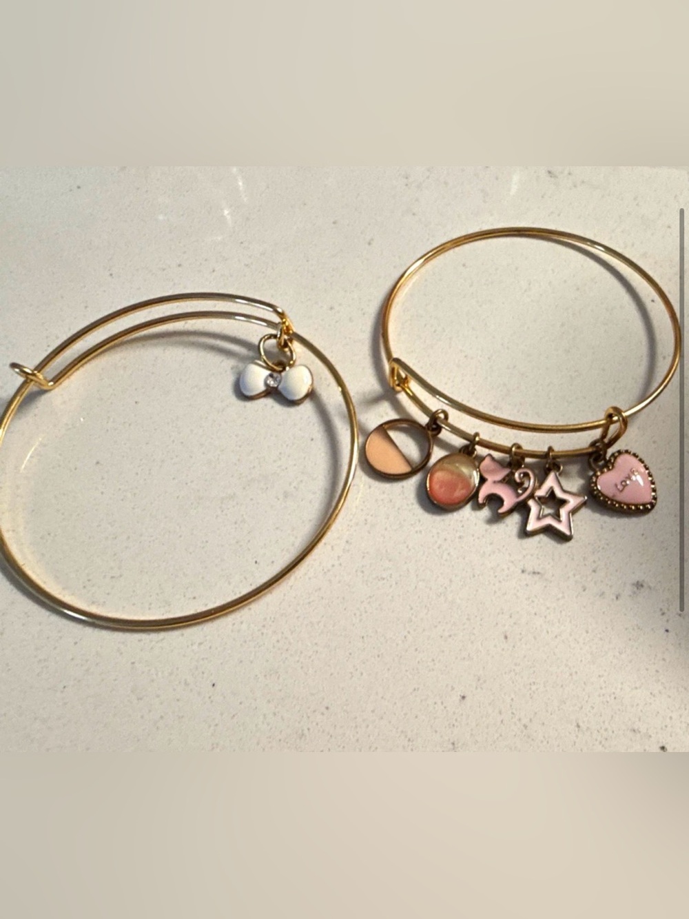 Gold Tone Women's Charm Bangle Bracelet - Pink and White Charms